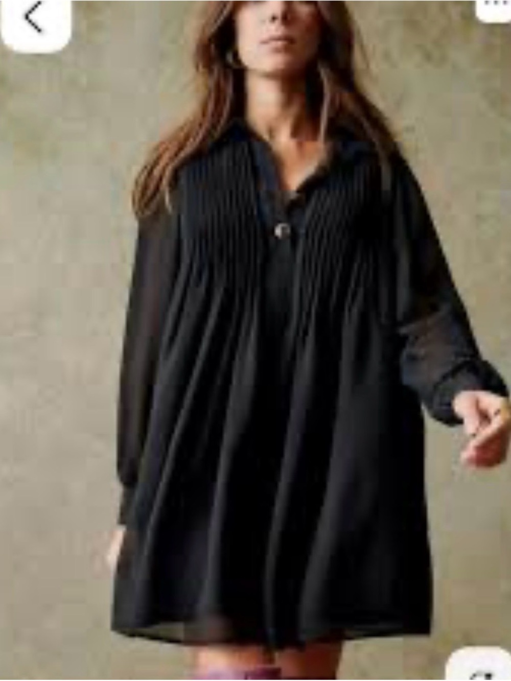 Sezane sheer crepe Classic Black Pleated Women’s dress with beautiful buttons